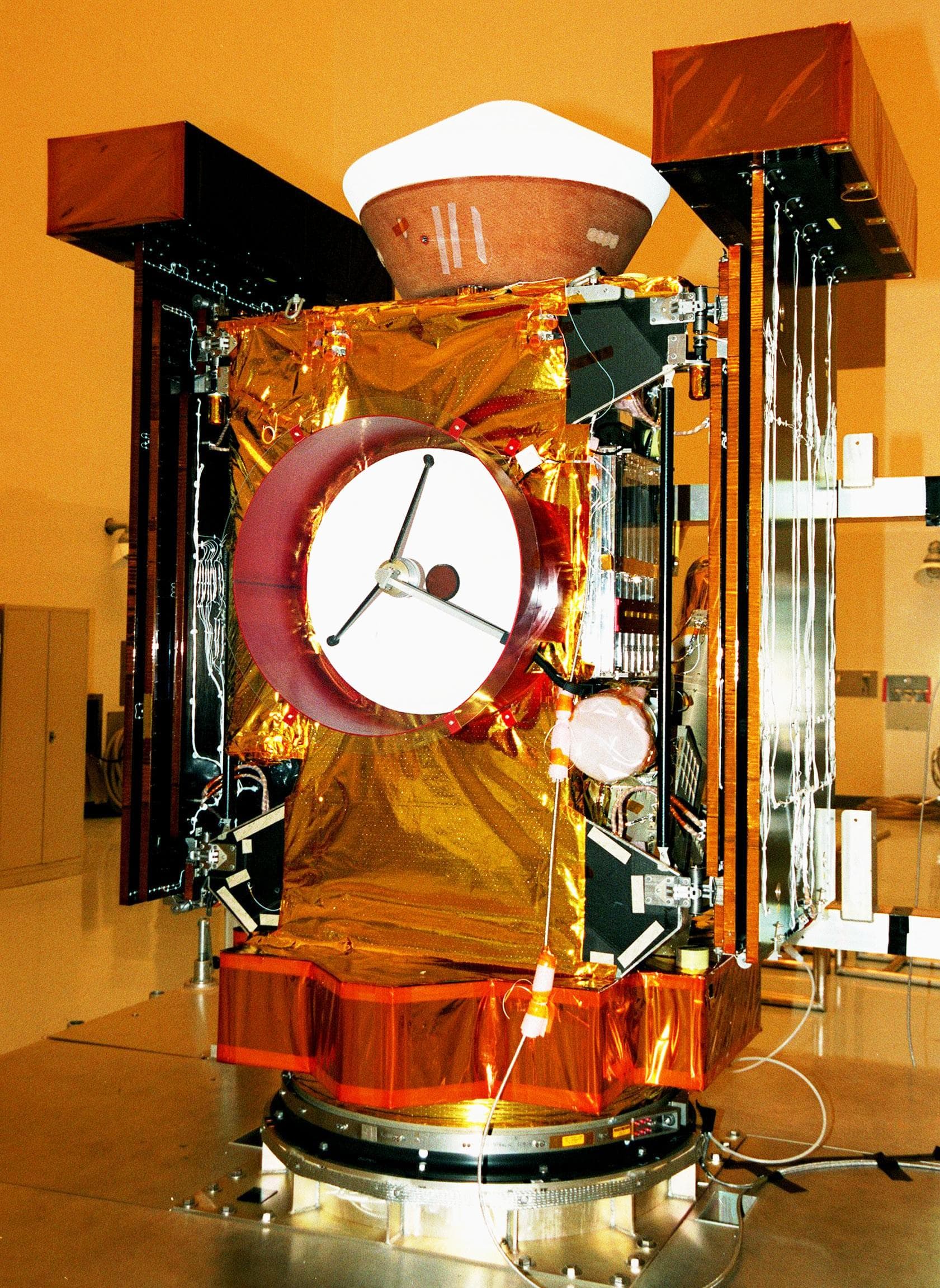 Stardust / Stardust-NExT Spacecraft System
