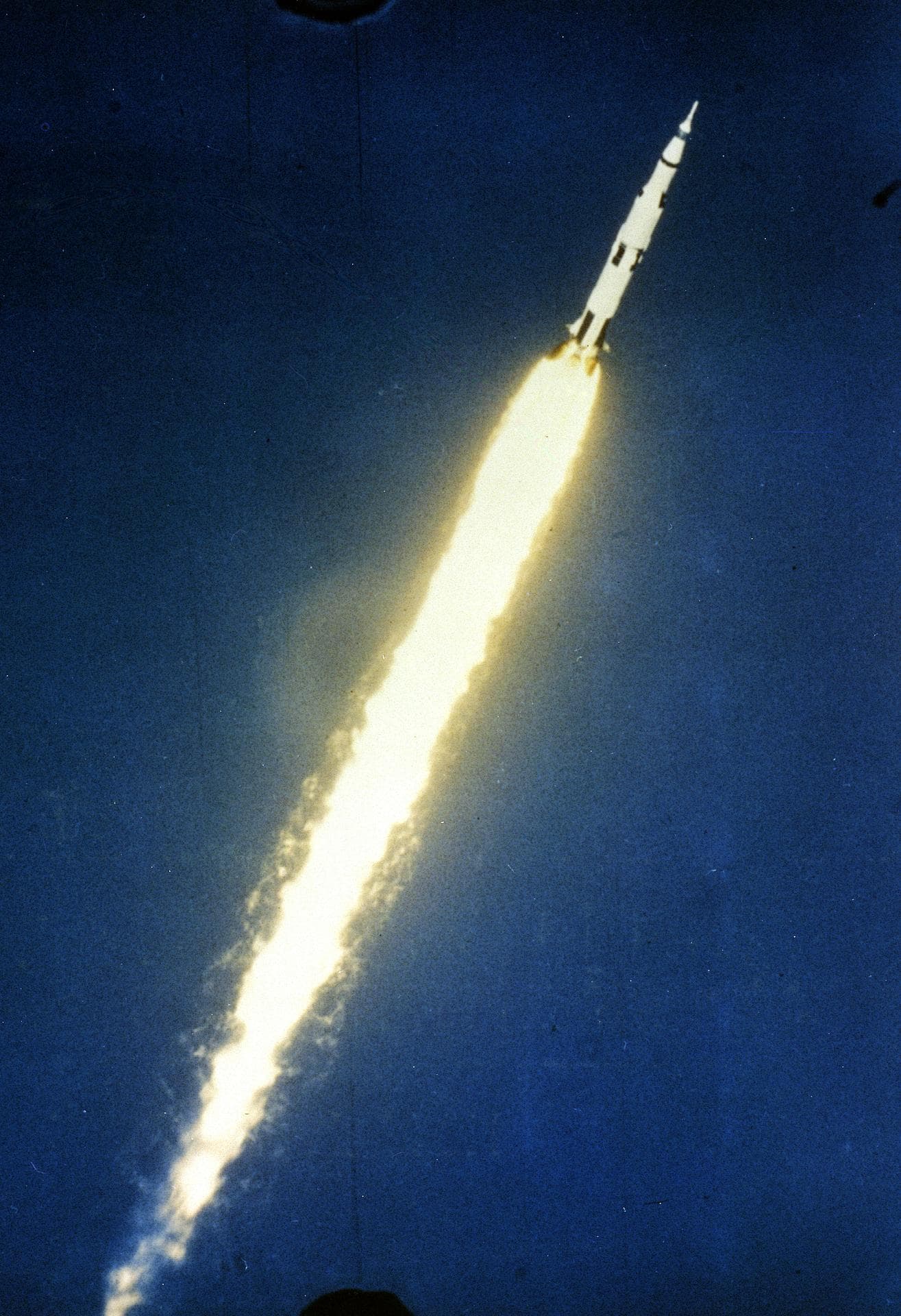 Apollo 4