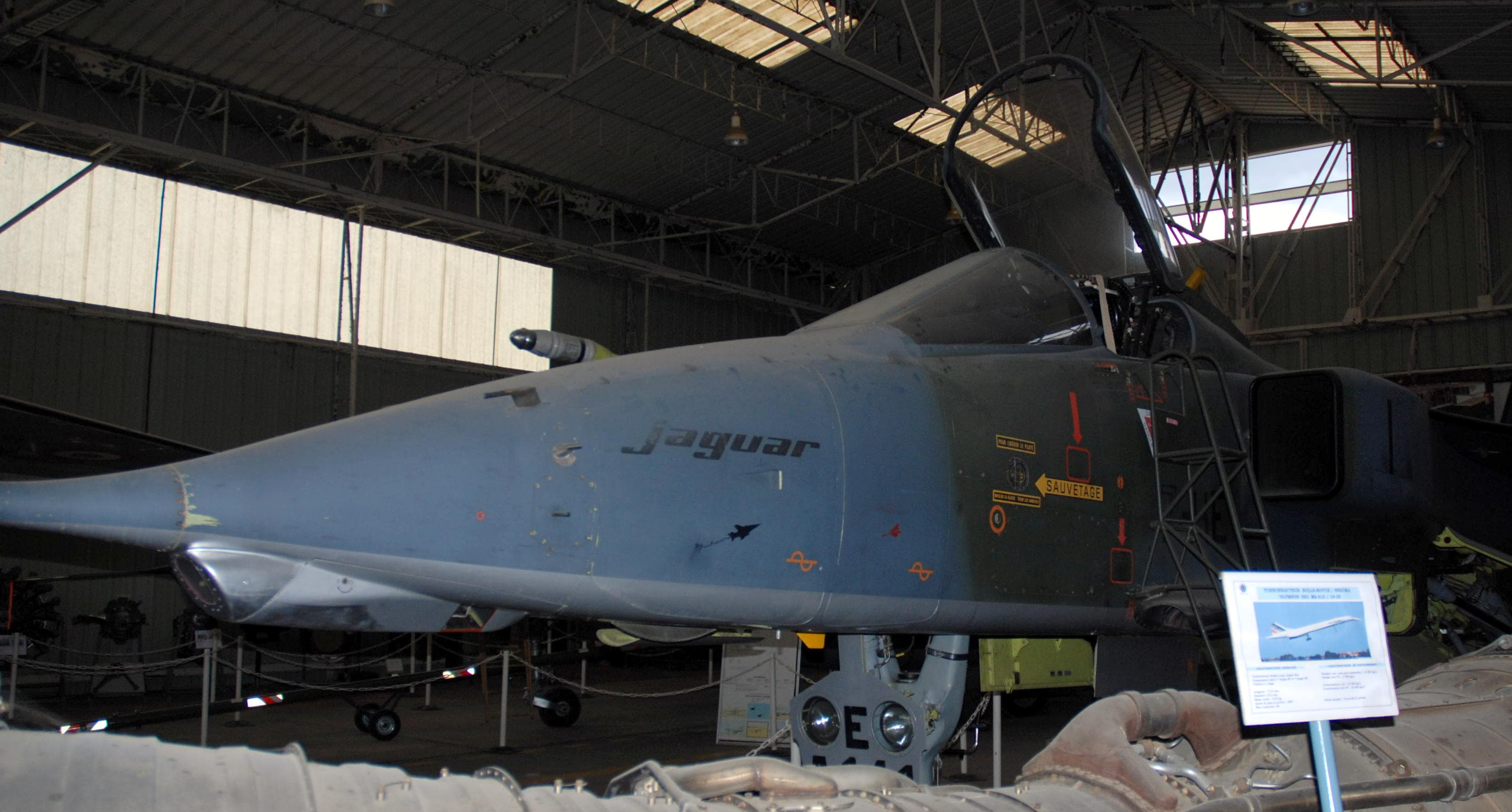 Musée de l'Aviation Clément Ader