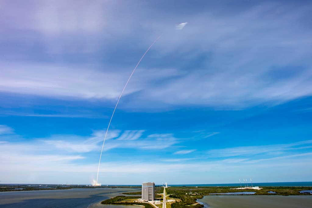 Falcon 9 Block 5 Flight 85 | Starlink v1.0 L6