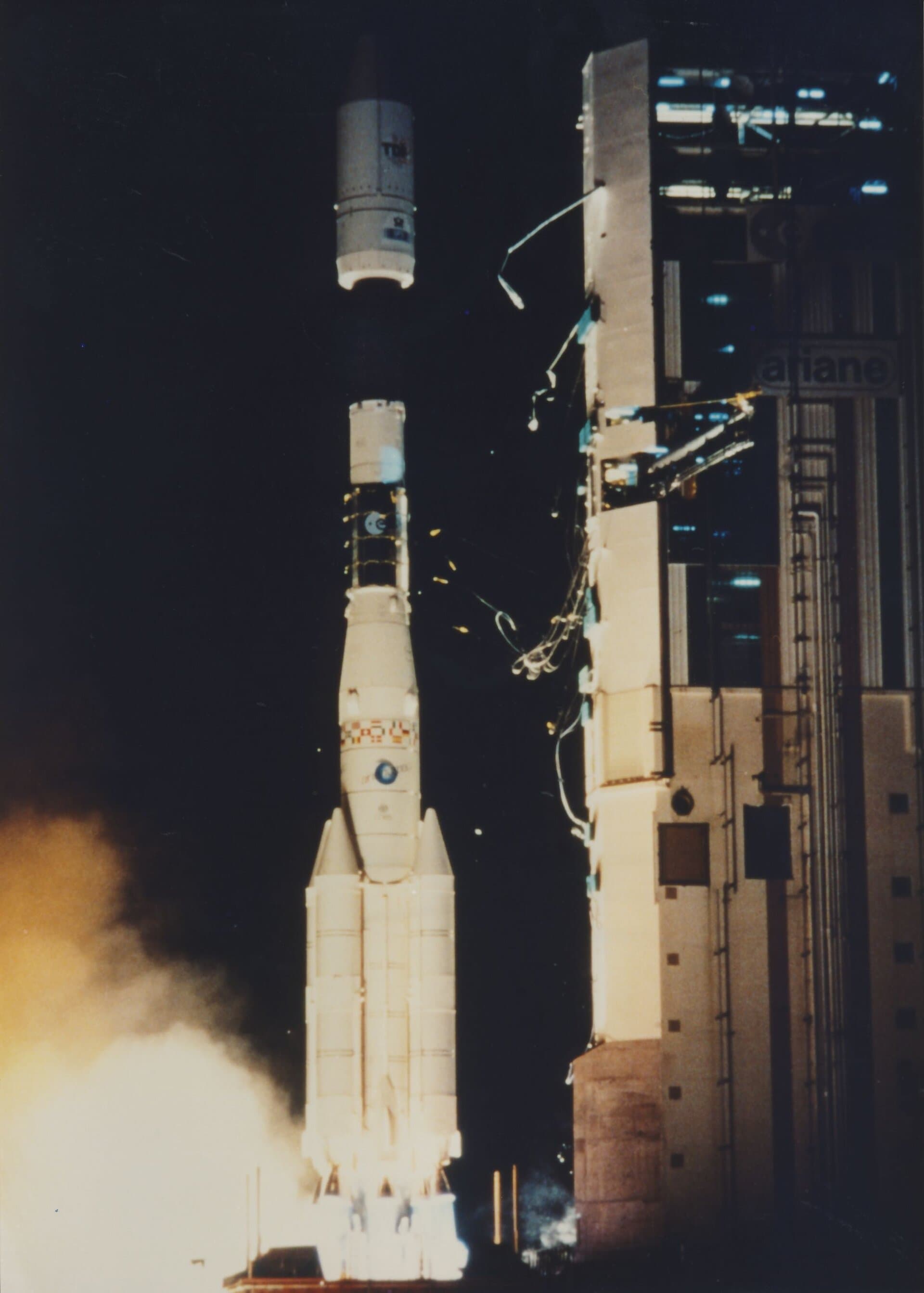 Ariane V37 | TDF-2 and DFS Kopernikus 2