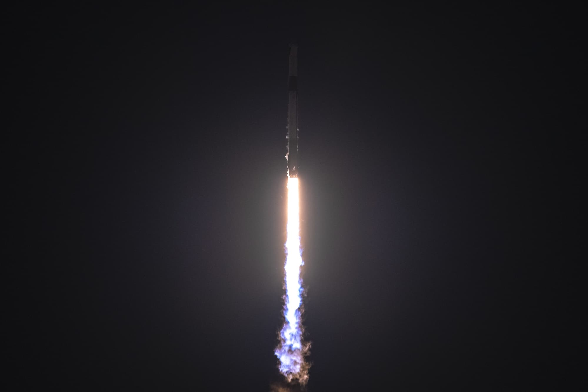 Falcon 9 Block 5 Flight 165 | SpaceX CRS-25