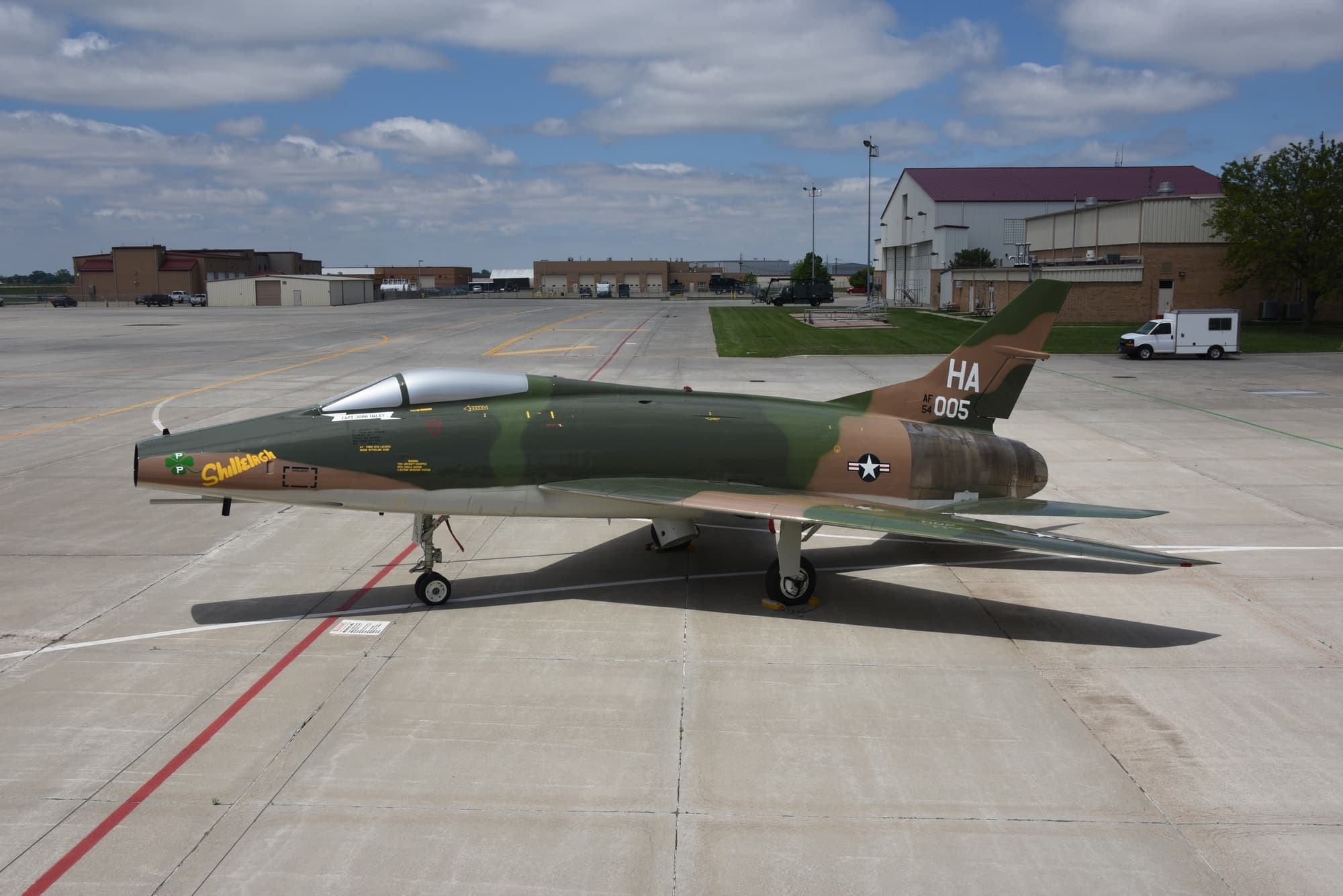 North American F-100 Super Sabre Supersonic Fighter Family