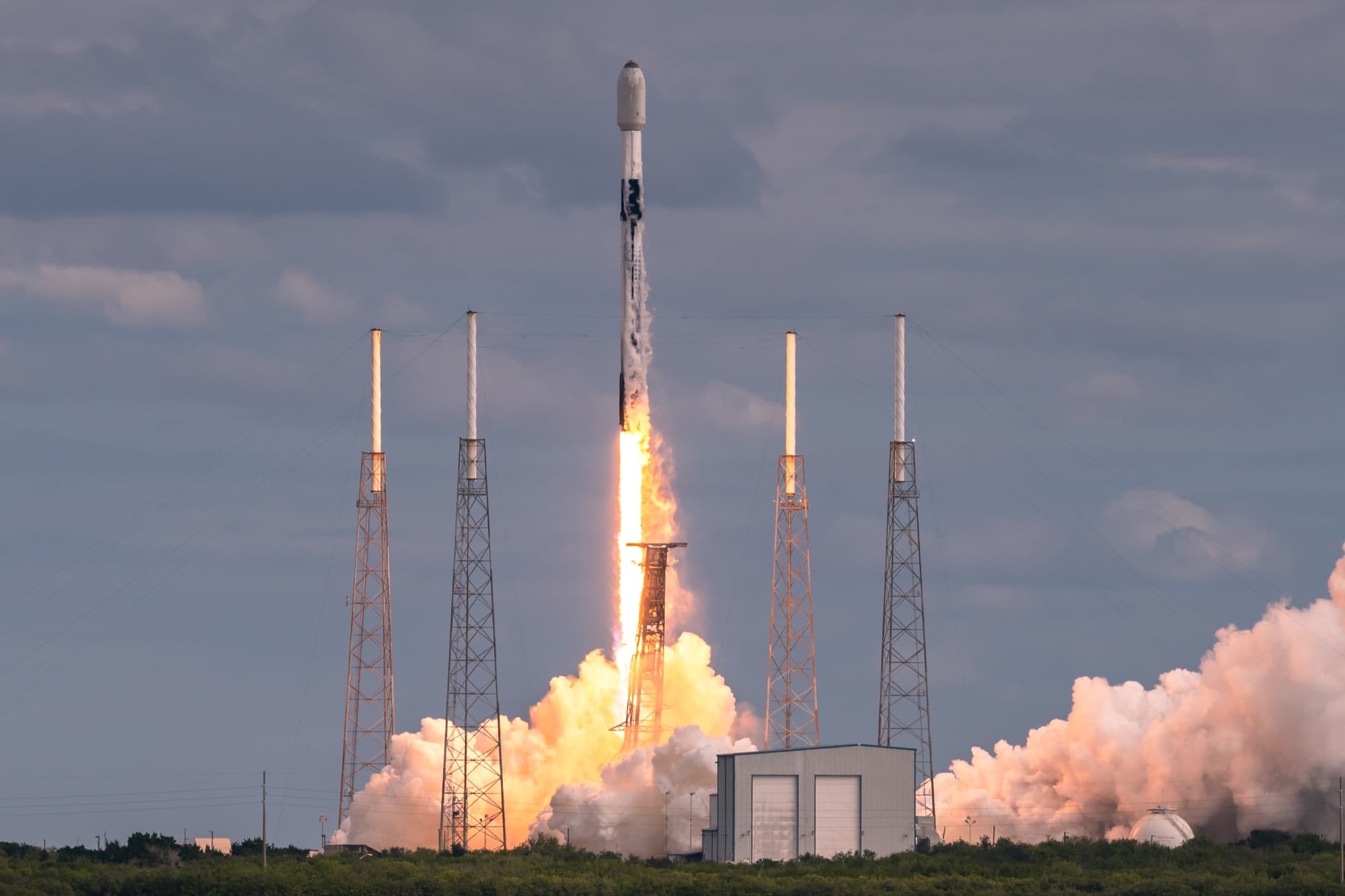 Falcon 9 Block 5 Flight 183 | Starlink Group 4-36