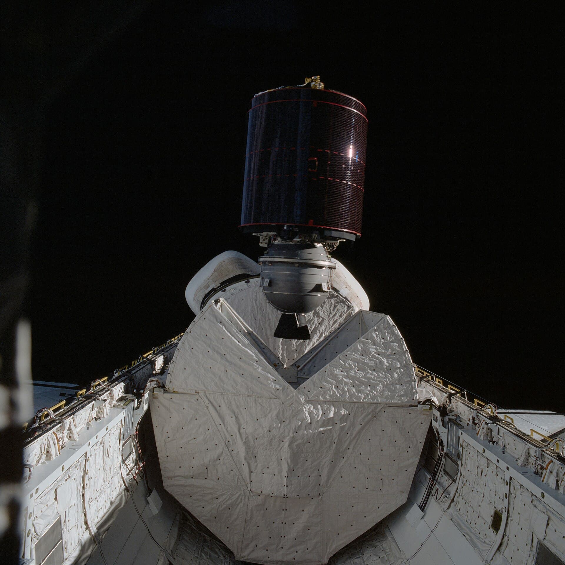 Star 48B Solid Rocket Upper Stage
