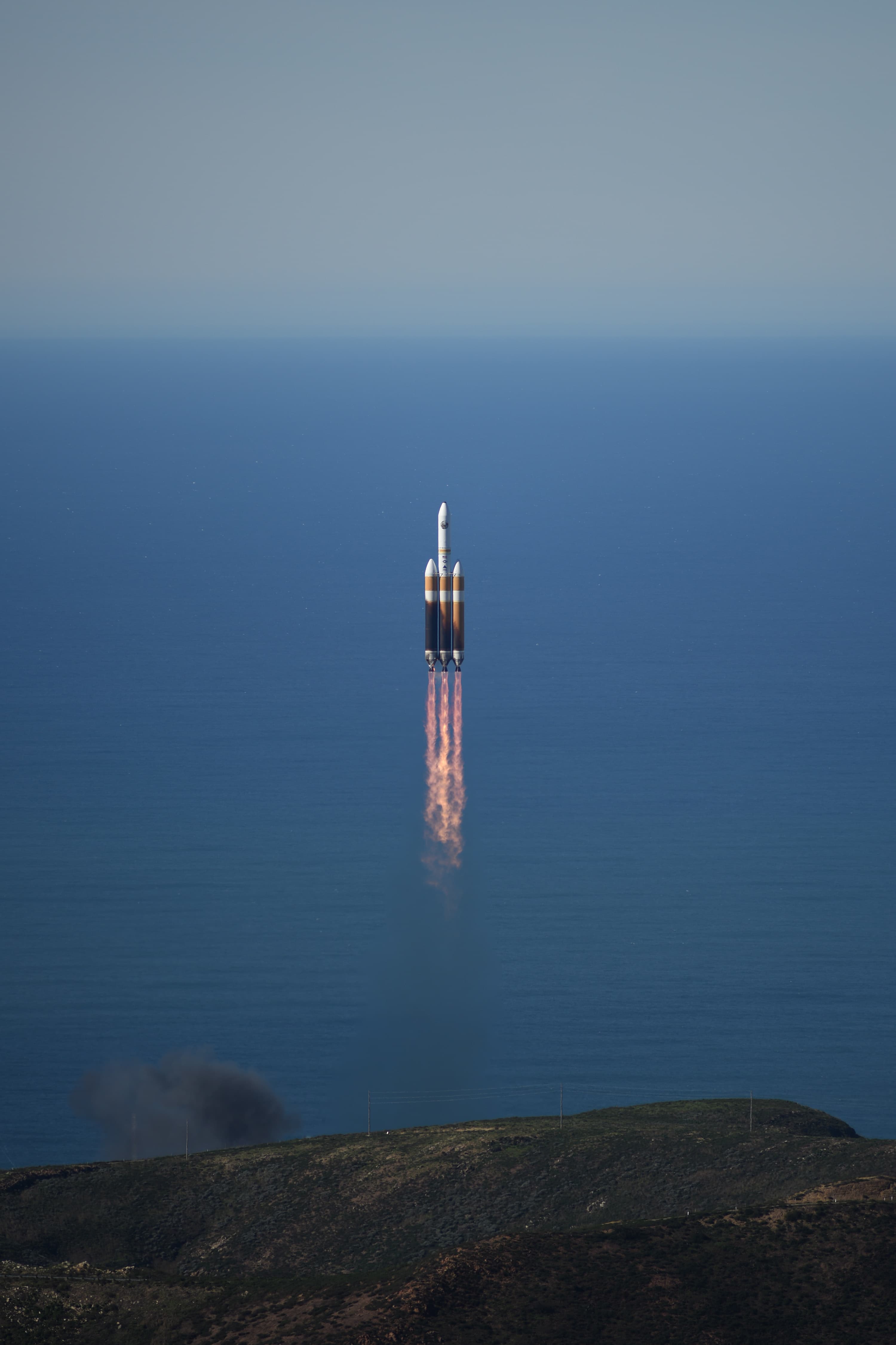 Delta IV Heavy NROL-71 Flight Vehicle