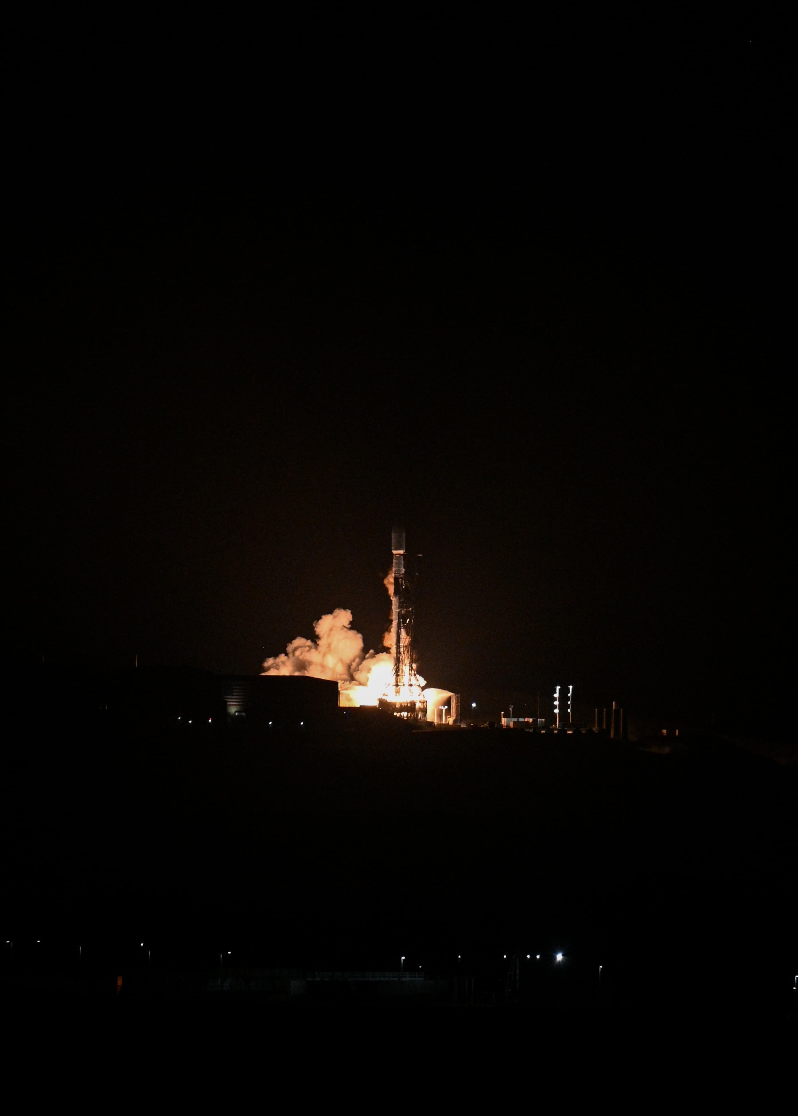 Falcon 9 Block 5 Flight 174 | Starlink Group 3-4