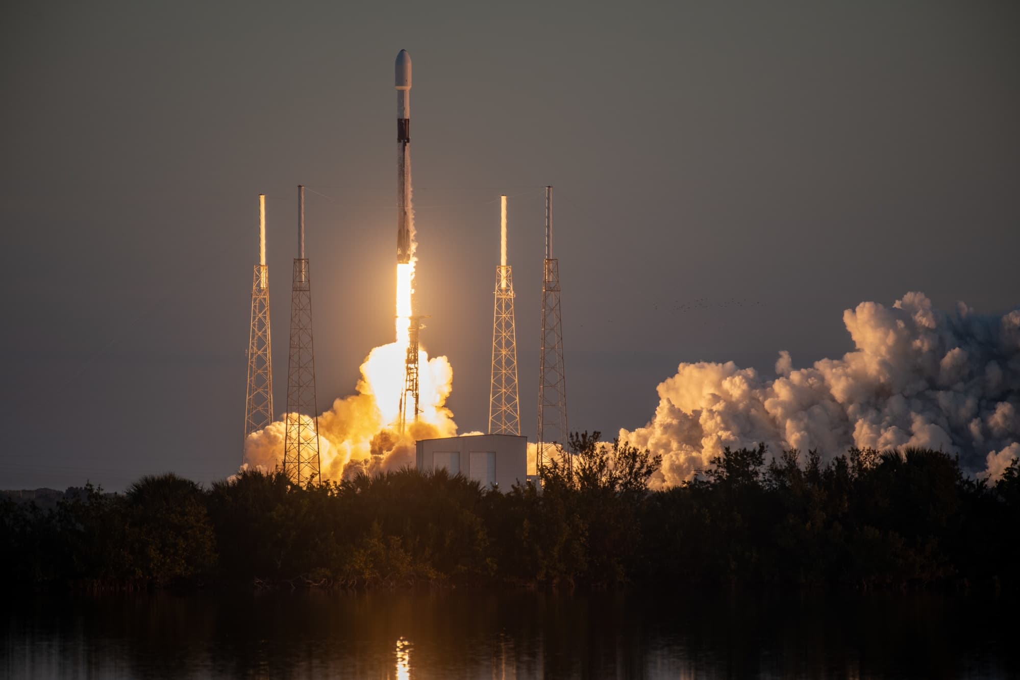 Falcon 9 Block 5 Flight 198 | GPS III Space Vehicle 06