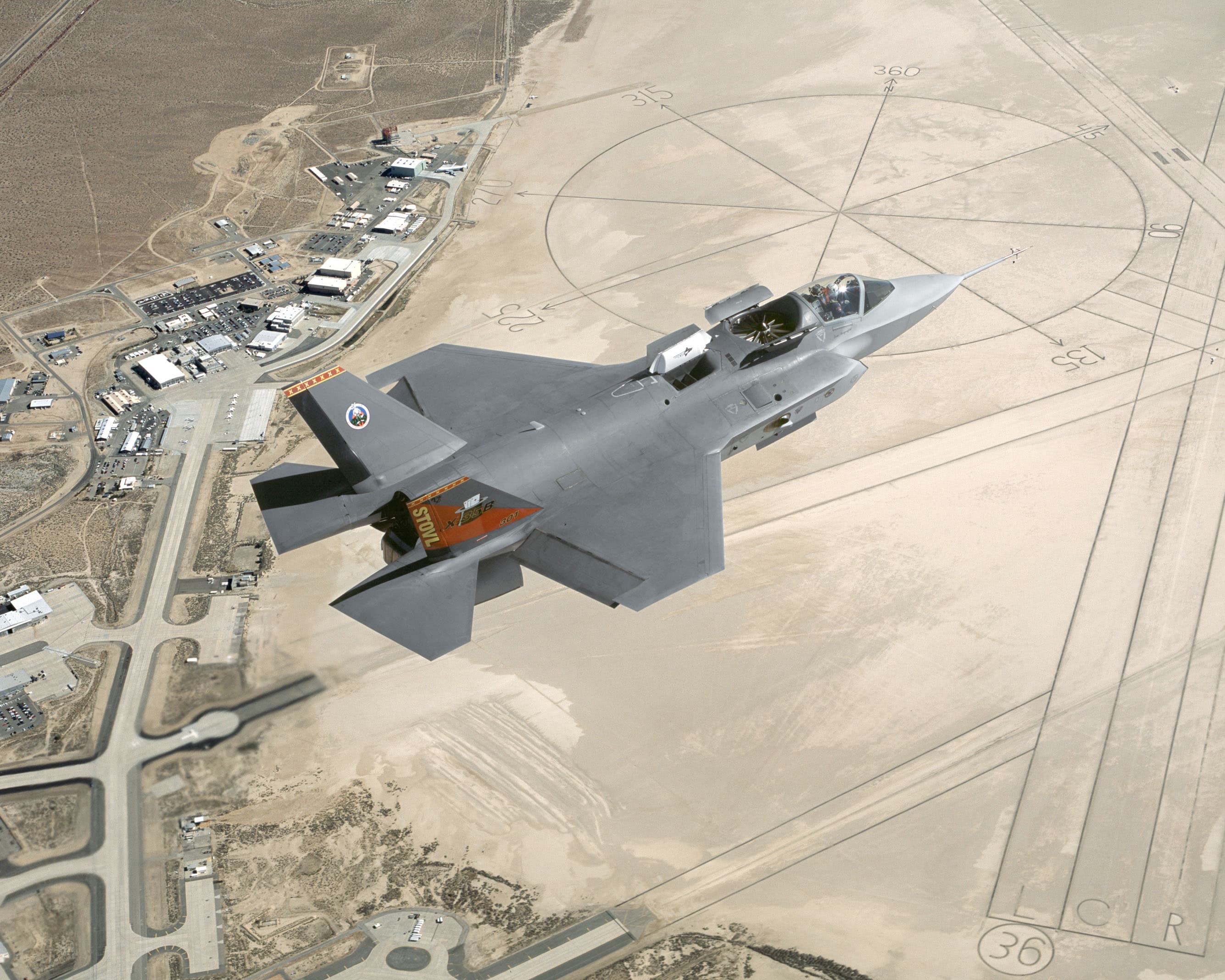 Lockheed Martin X-35 Joint Strike Fighter Demonstrator Family