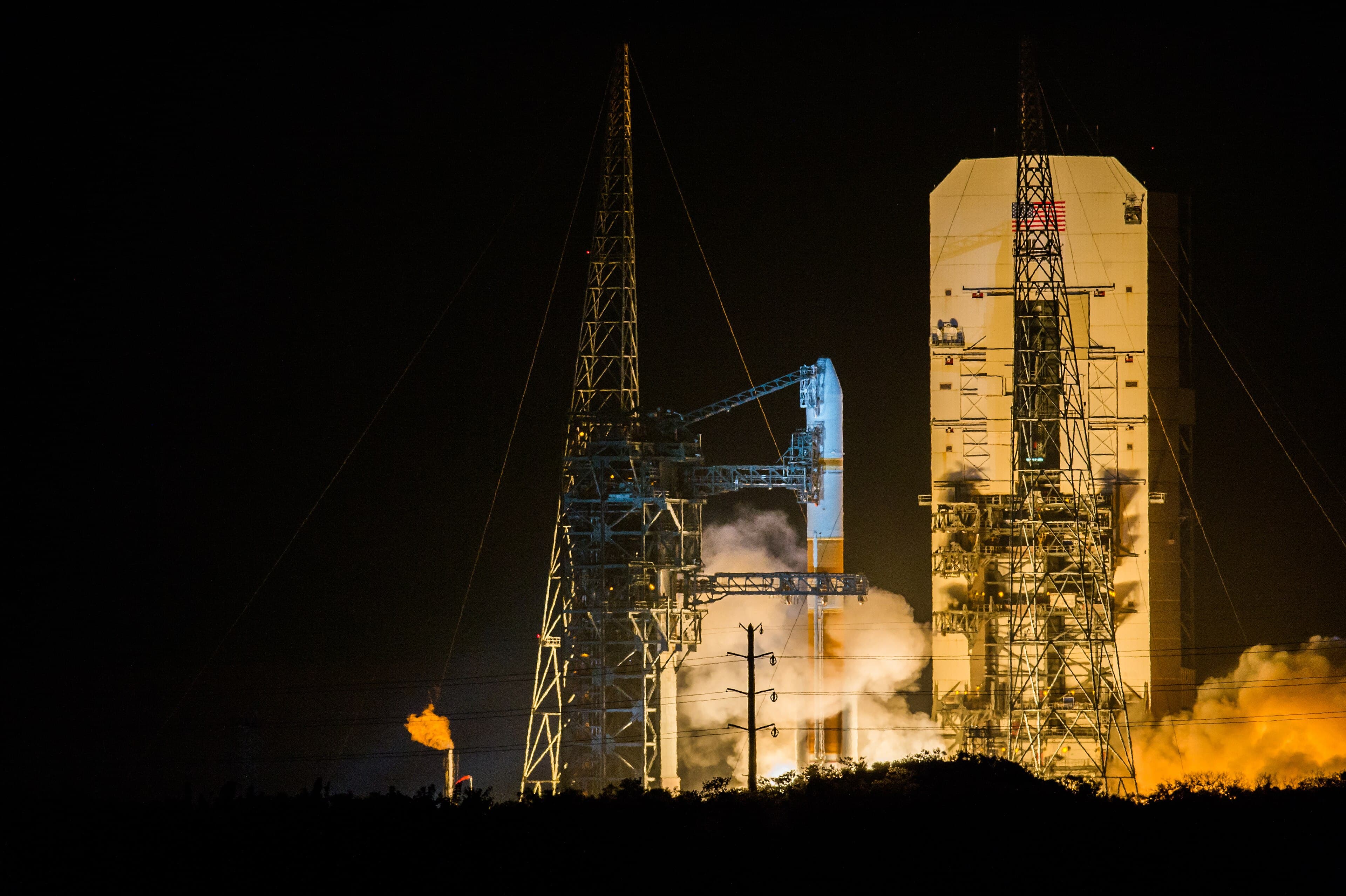 Delta IV Medium+ (5,4) D-383 WGS-10 Flight Vehicle