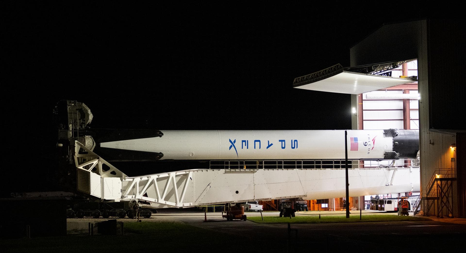 Falcon 9 Full Thrust