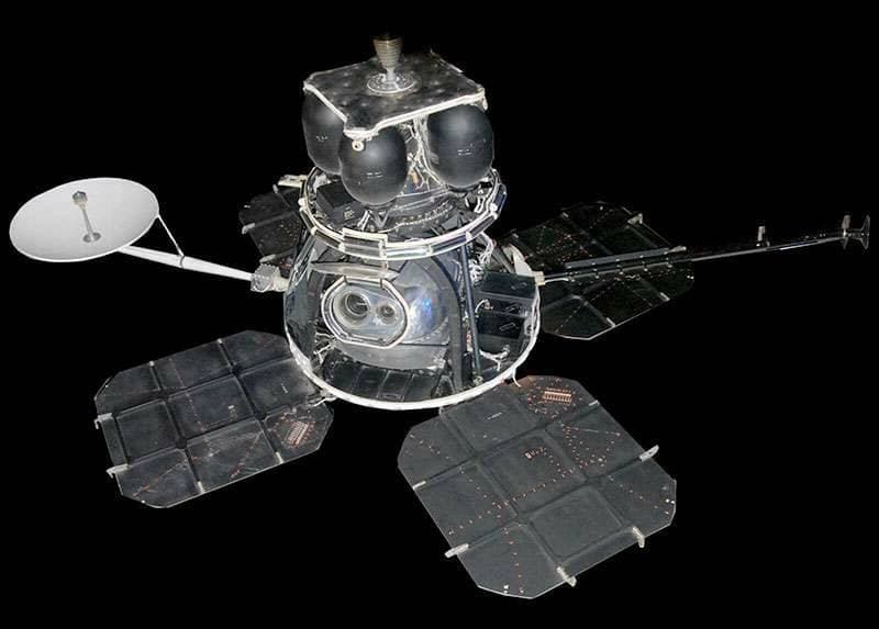 Lunar Orbiter spacecraft