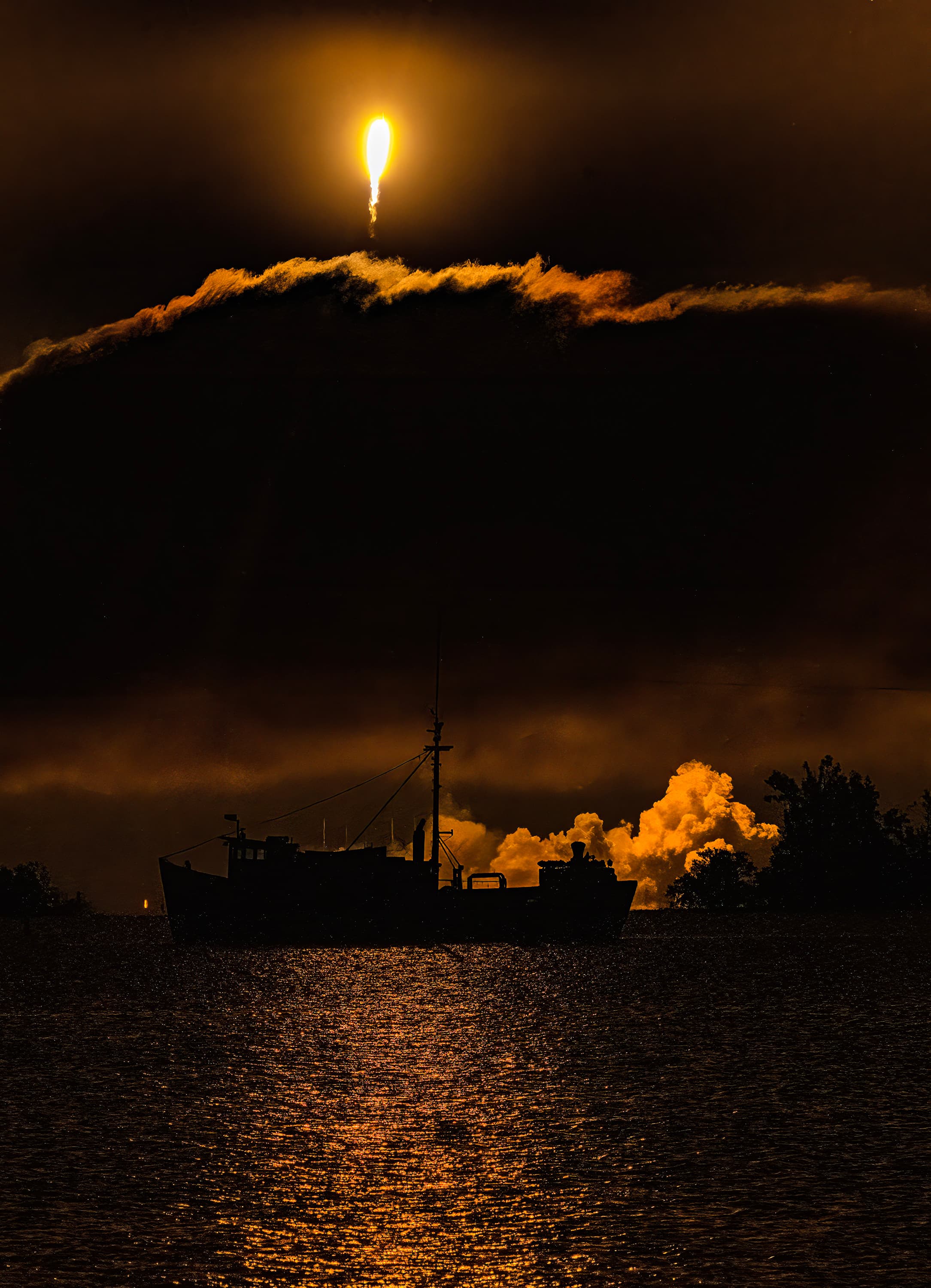 Falcon 9 Block 5 Flight 200 | Starlink Group 5-2