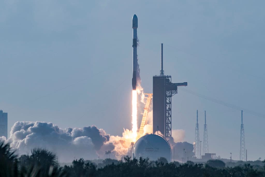 Falcon 9 Block 5 Flight 96 | Starlink v1.0 L13