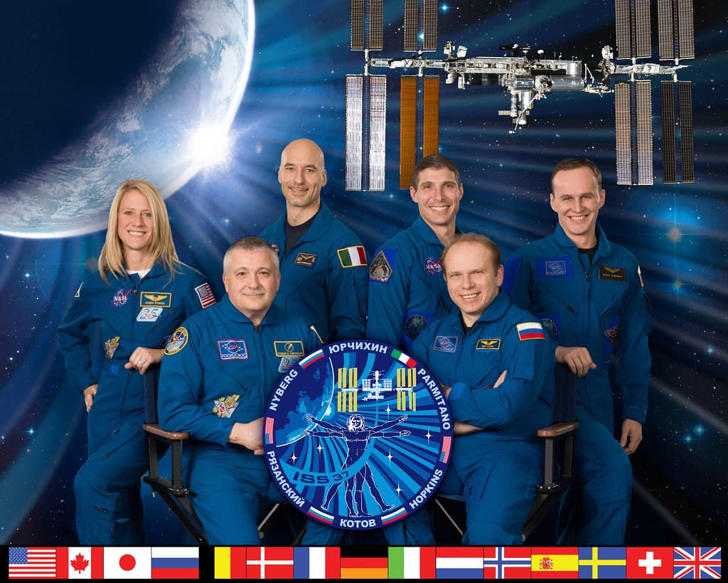 Expedition 37