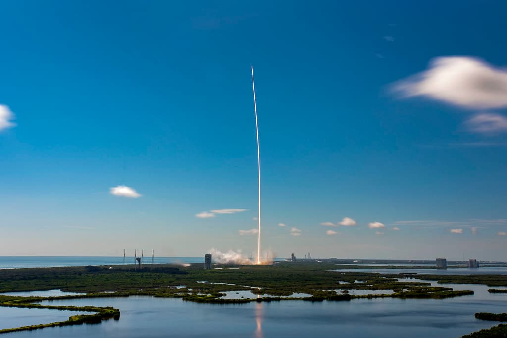 Falcon 9 Block 5 Flight 92 | Starlink v1.0 L10 and SkySat